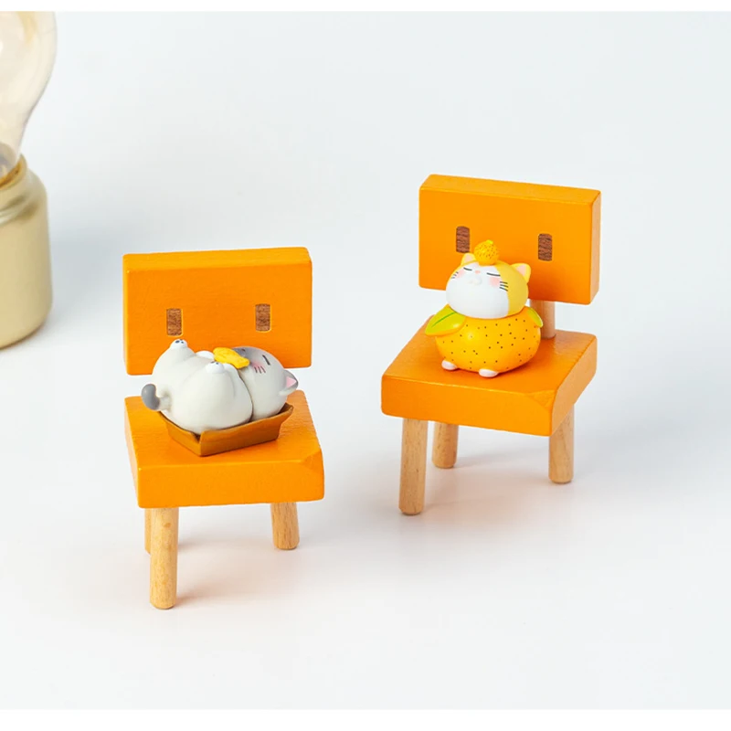 

Mini Three-Legged Stool Cat Figurine Japanese Healing Style Desktop Decoration Craft for Office Home Decor