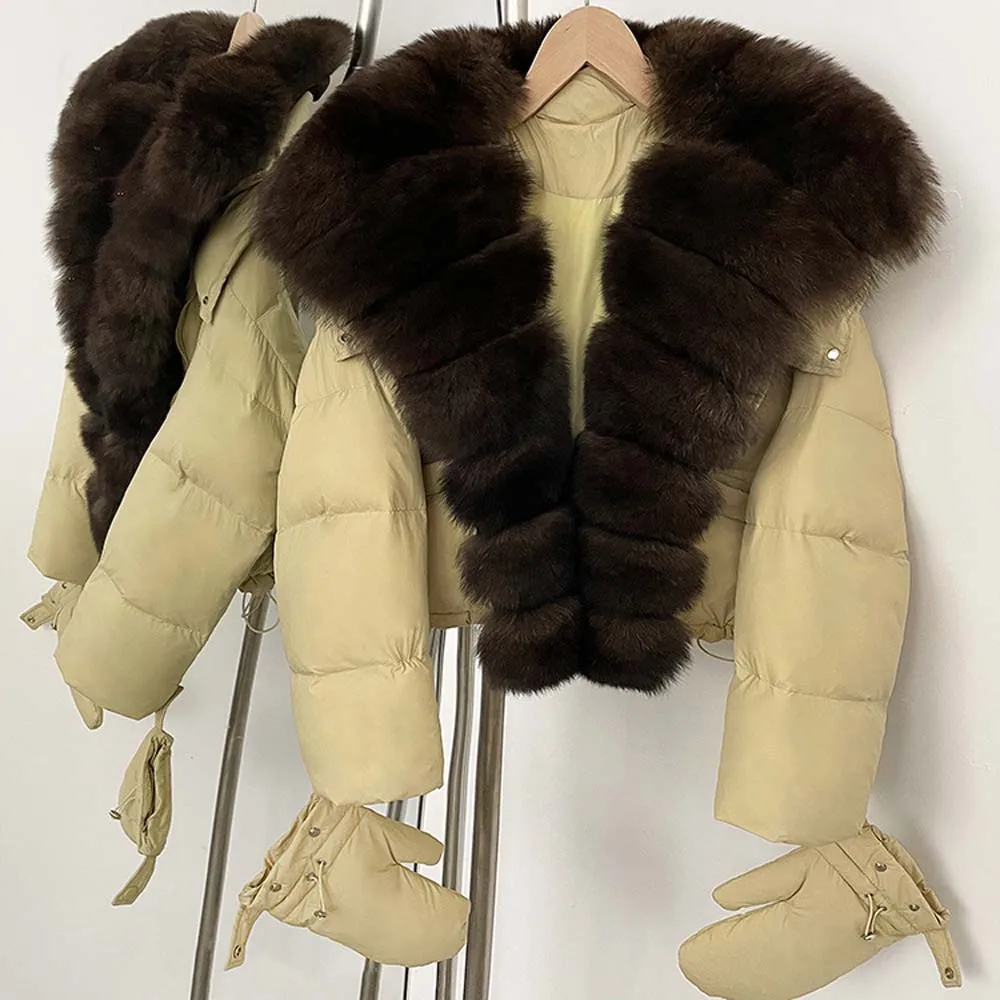 

2025 Autumn Winter Outerwear Female Short Natural Fur Warm Real Fox Fur Coat Women Fluffy Hooded Down Coat New Big Puffer Jacke
