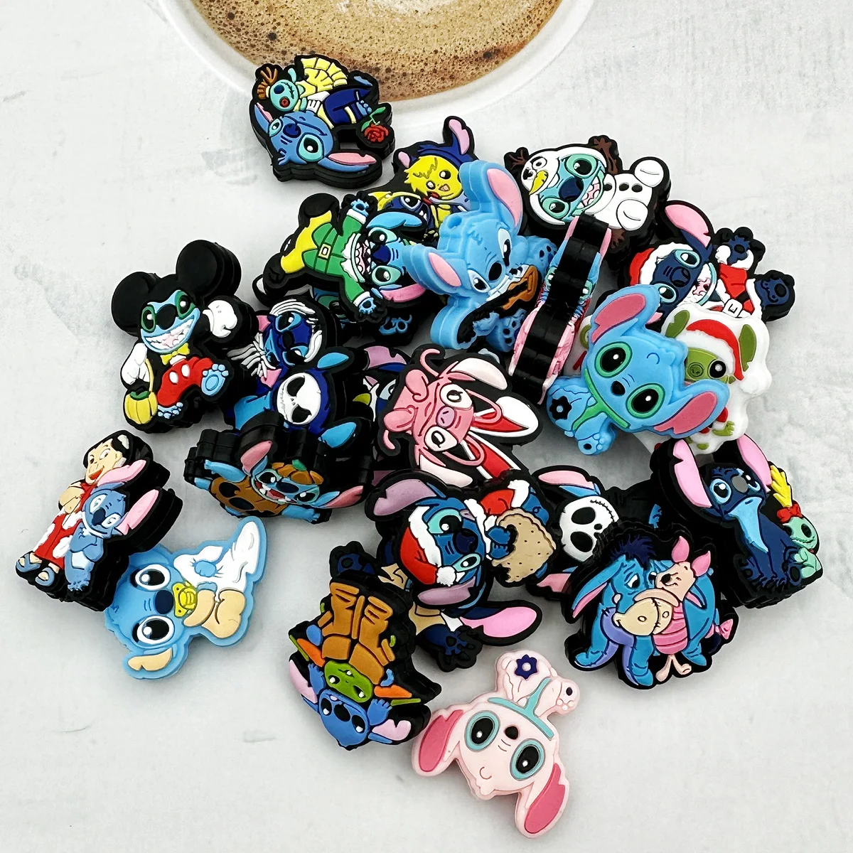 10PCS Silikon Perlen Cartoon Stich Fokus Perlen Beißring Perlen Baby Spielzeug DIY Nippel Kette Schmuck Zubehör Großhandel Kawai Geschenk