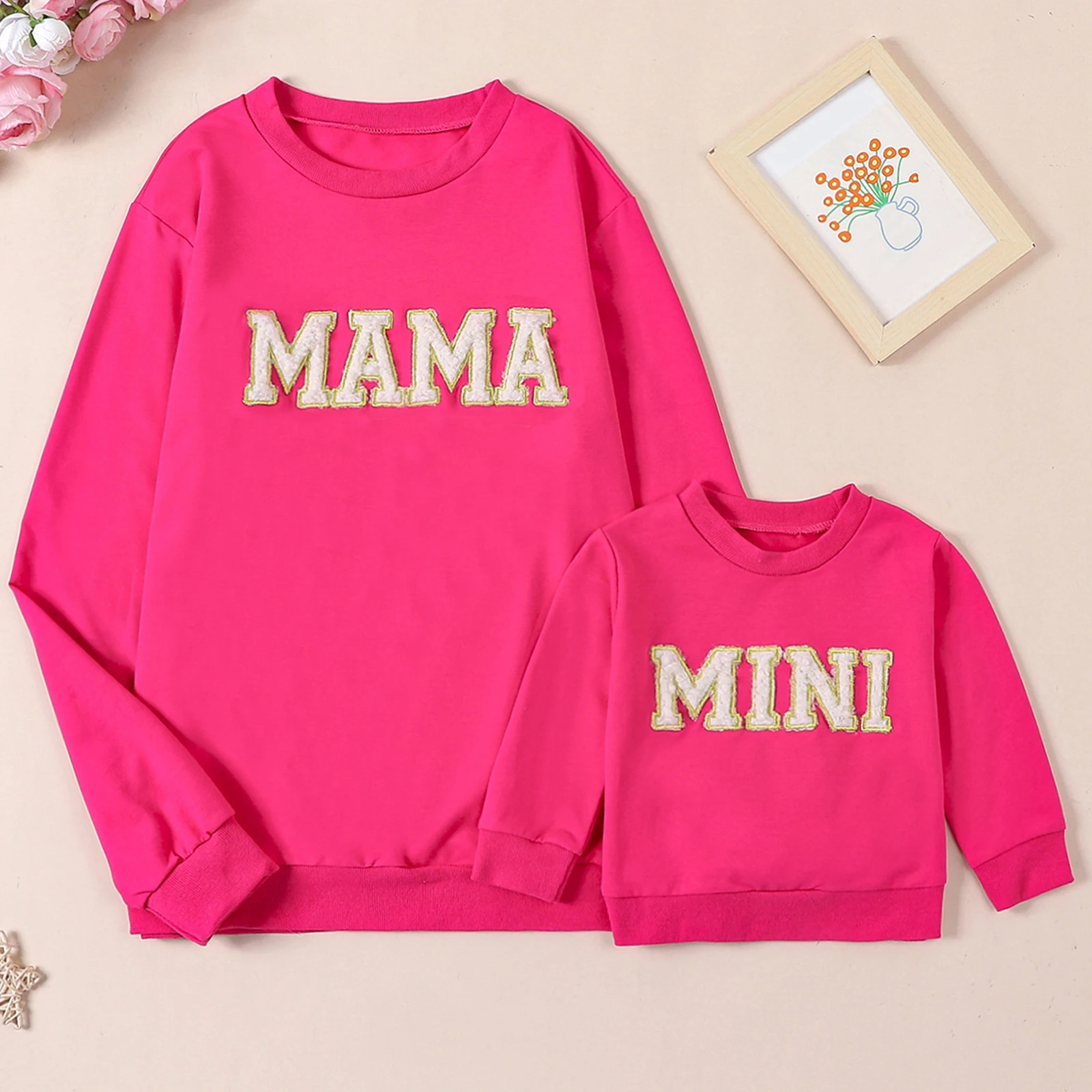 2024 Family Matching Outfits Mommy and Me Sweatshirts Fuzzy Letter Embroidery Long Sleeve Pullover Tops Mother Kids Clothes