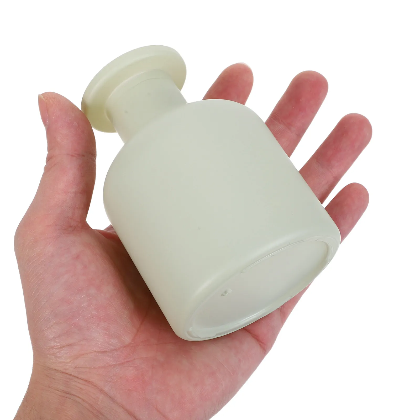 

2Pcs Cylindrical Glass Aromatherapy Diffuser Bottles Refillable Leakproof Containers for Home Office Car Essential Oil Scent