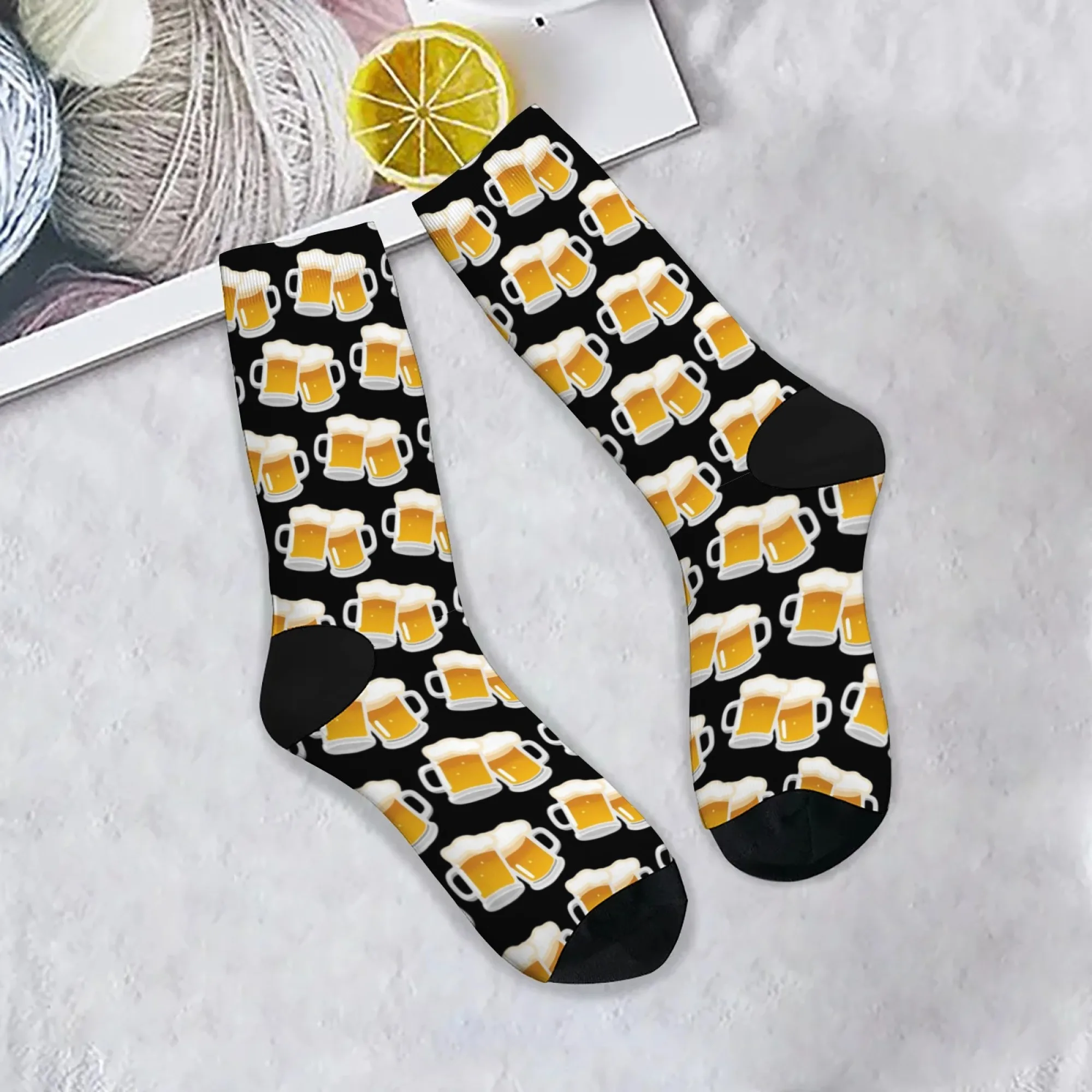 1 Pair Men's Fashionable Black Beer Cartoon Crew Socks Soft Warm Breathable Casual & Dress Socks for Parties Casual Attire