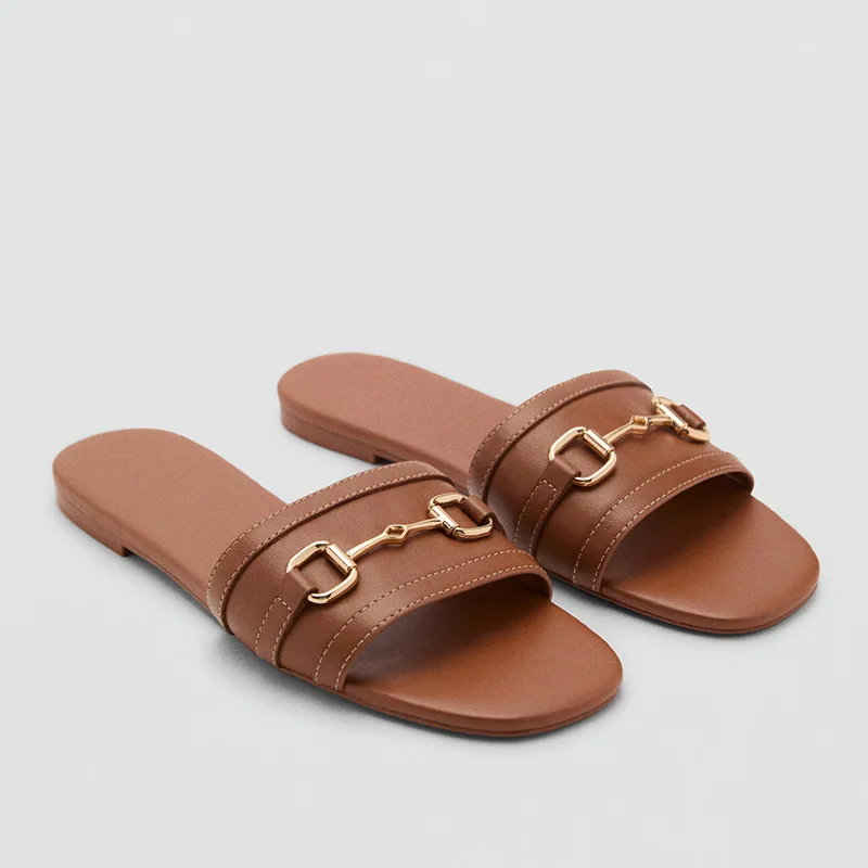 

Women's summer slippers 2025 new flat casual sandals metal horsebit beach shoes one-strap slides