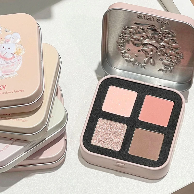 SUSU SKY Lady Rabbit 4 色アイシャドウ パレット — マットな仕上がり、肌のトーンを強化、自然なブレンド、毎日多用途