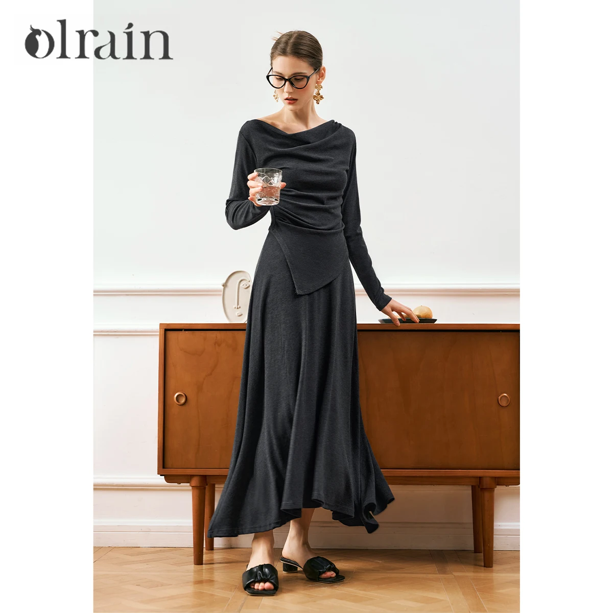 

OLrain French Knitted Suit Women's Spring 2025 New Commuter Swing Collar Top Skirt Two-piece Set N56QE93929