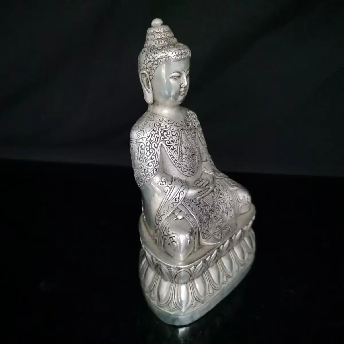 China white copper silver plated Shakyamuni sitting lotus Buddha statue Home ornament