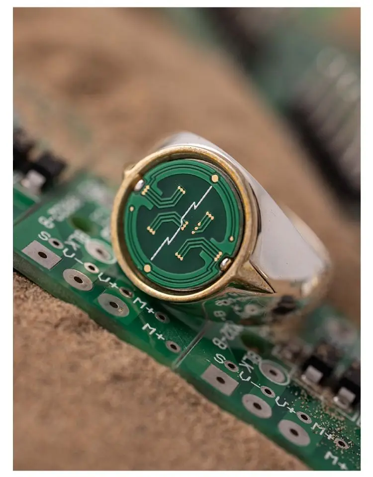 New 2023 Vintage Green Circuit Chip Ring Unisex Hip Hop Creative Open Ring Banquet Jewelry Accessories