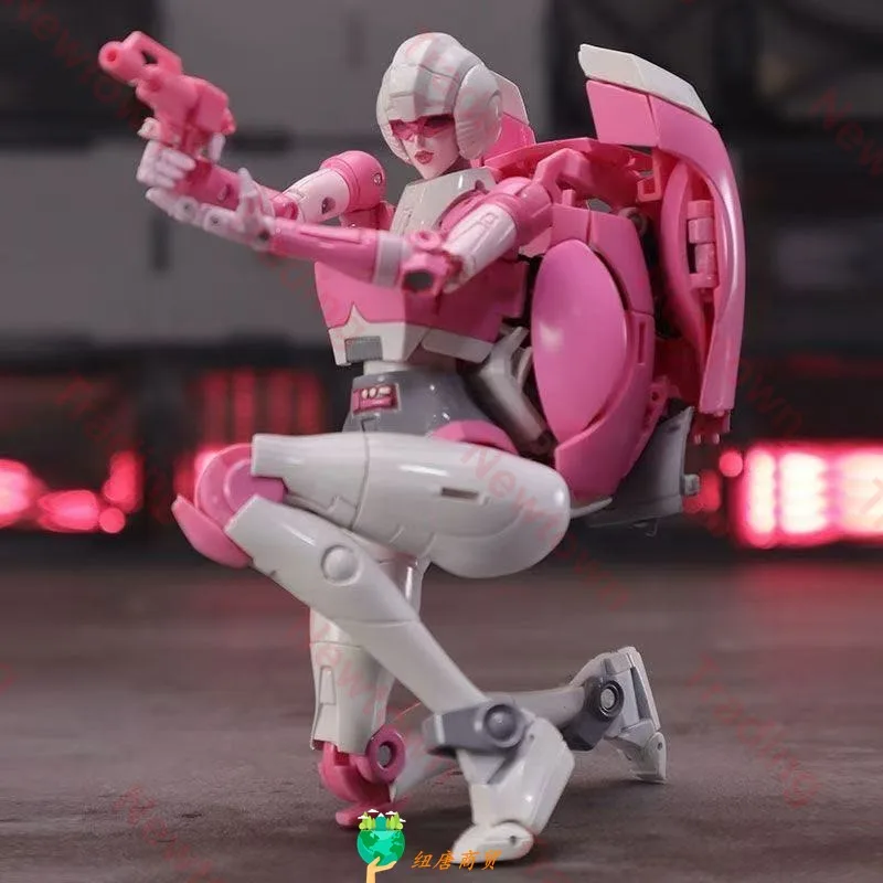 هناك مخزون تحويل لعبة روائع KO MP-51 ARCEE KO MP51 مجموعة هدايا لعبة شخصية الحركة