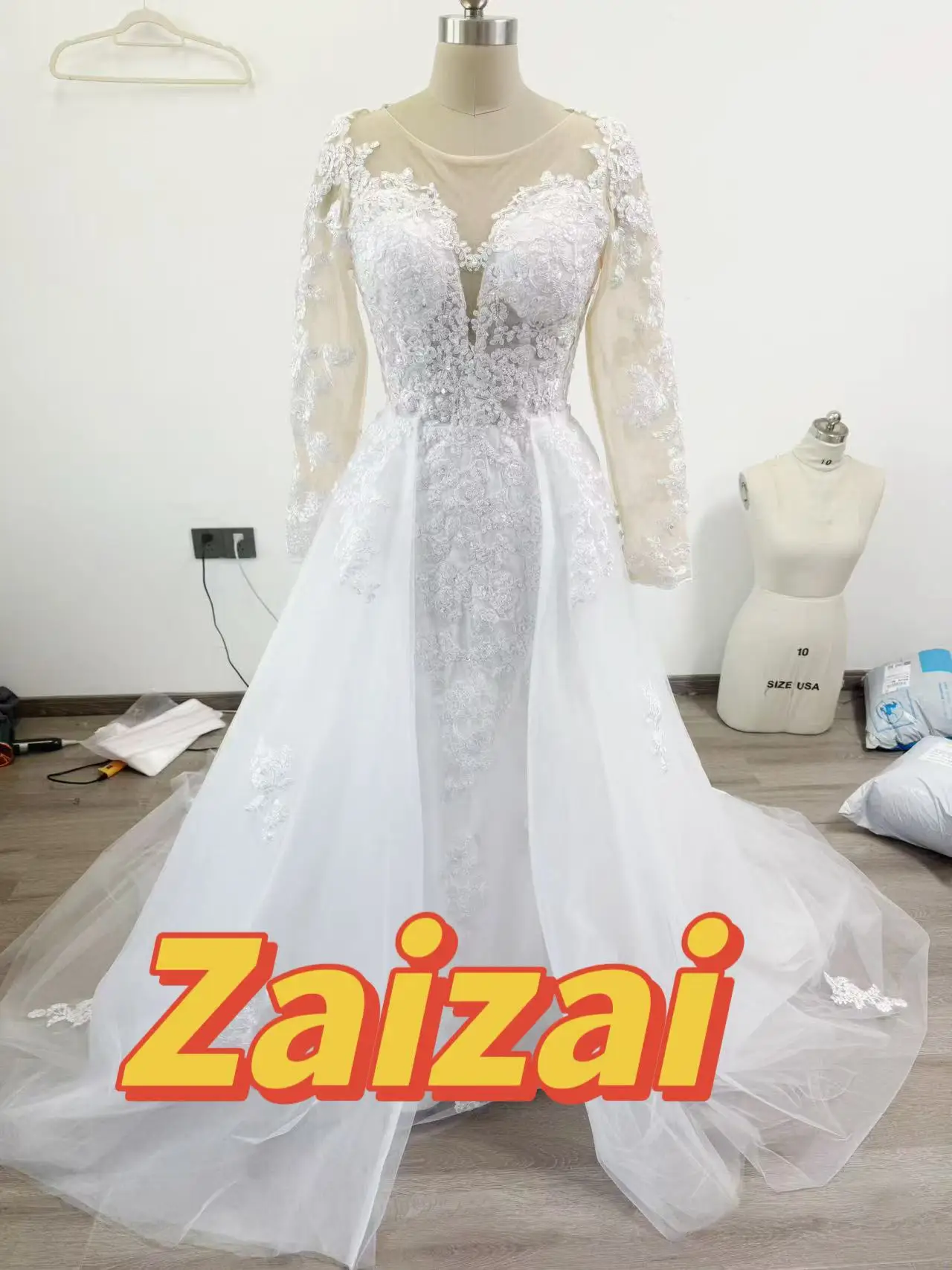 Vestido de novia de sirena con calcomanía de encaje, Sexy y precioso, personalizado, con tren desmontable, manga larga, cuello en V, 2025