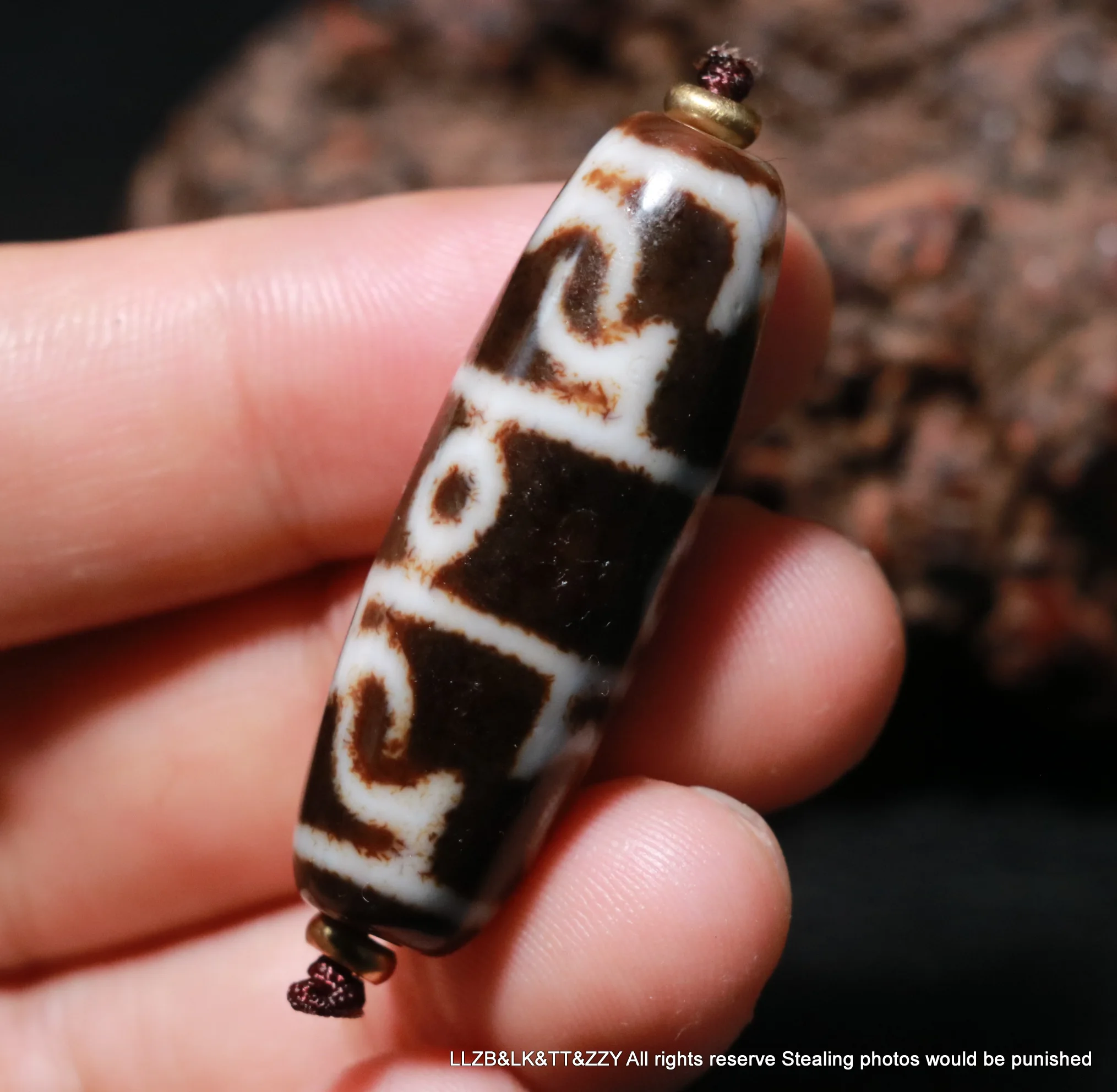 

Unique Treasure Magic Power Tibetan Old Agate 3 Eyed Lianshifaqi Lotus Master dZi Bead Pendant Timestown UPD221122A1