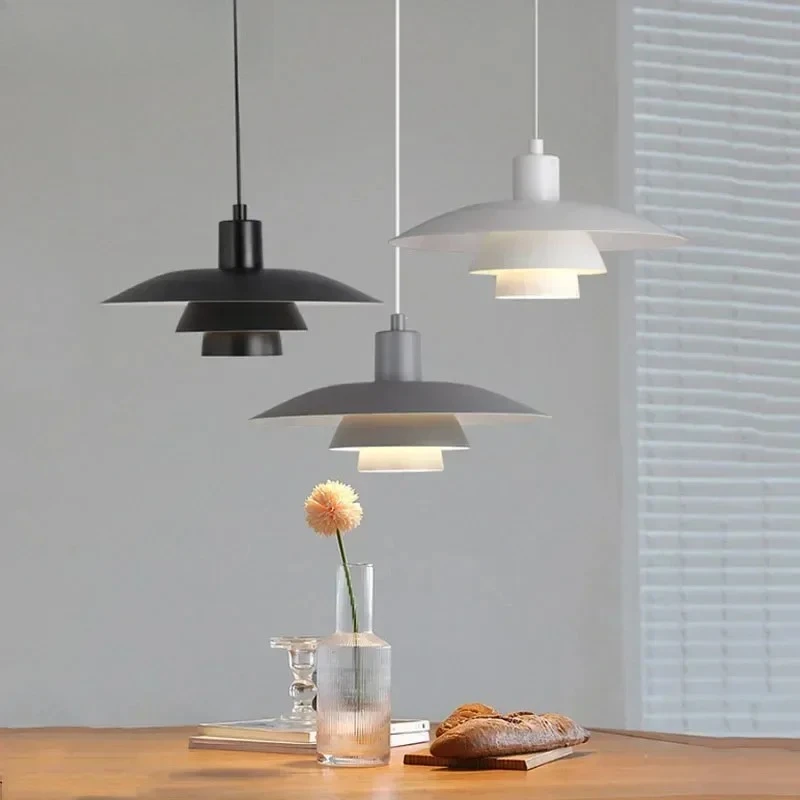 Memphis Flying Saucer Disc Simplicity Creative LED Pendant Lights Indoor Lamp for Living Room Bedroom Home Decoration Chandelier