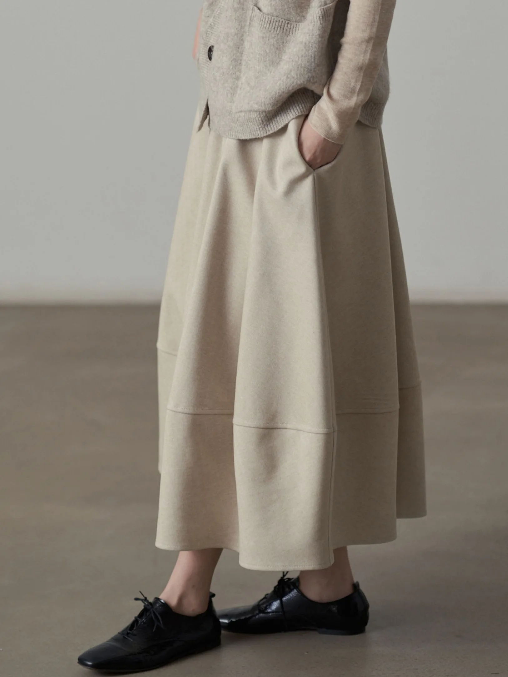 

Осенне-зимняя юбка миди А-силуэта для женщин больших размеров, стройнящая, для офиса, художественная, со средней талией, однотонная