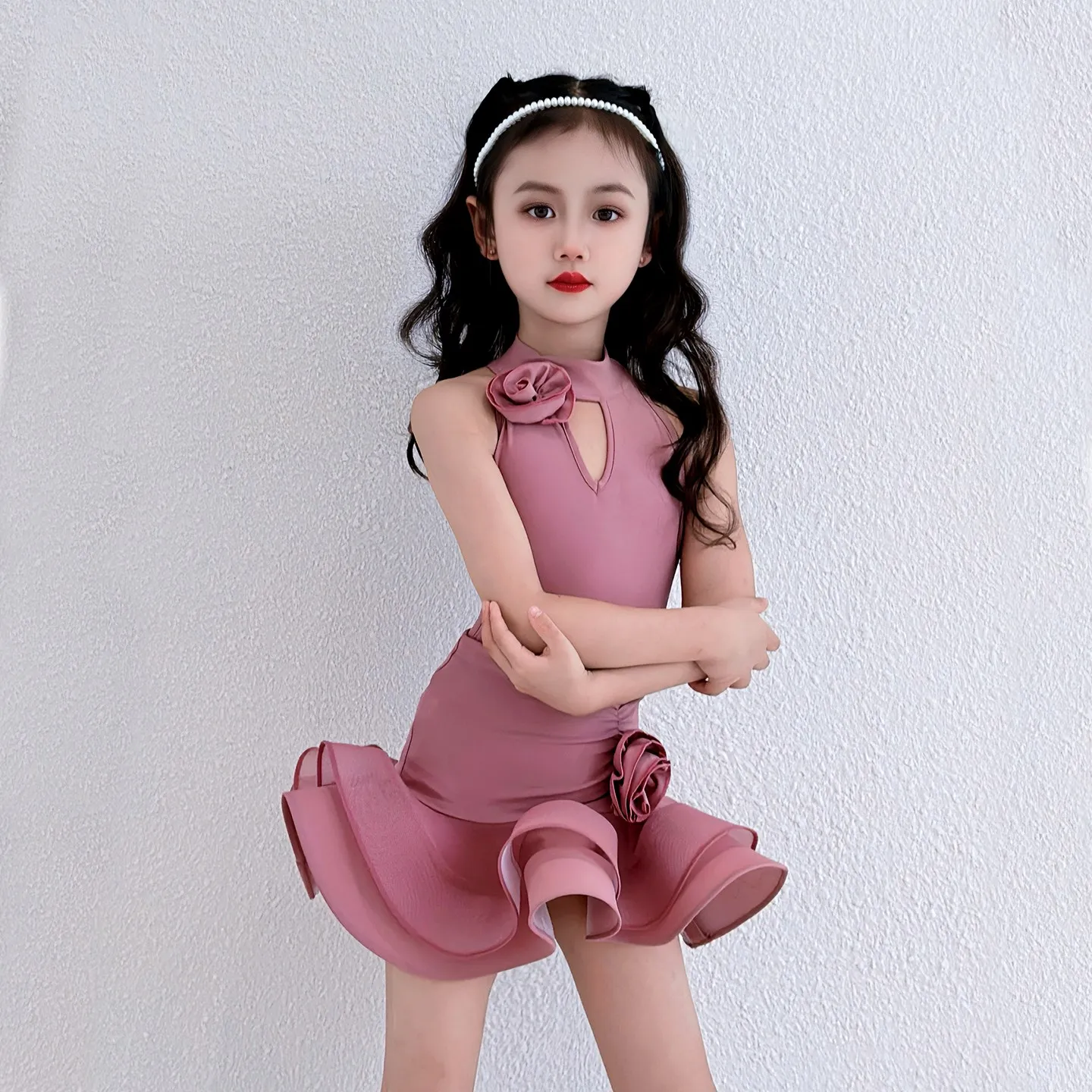 Vestidos de competición de baile latino a la moda, trajes de baile de actuación para niños, vestido de baile latino sin mangas para niñas