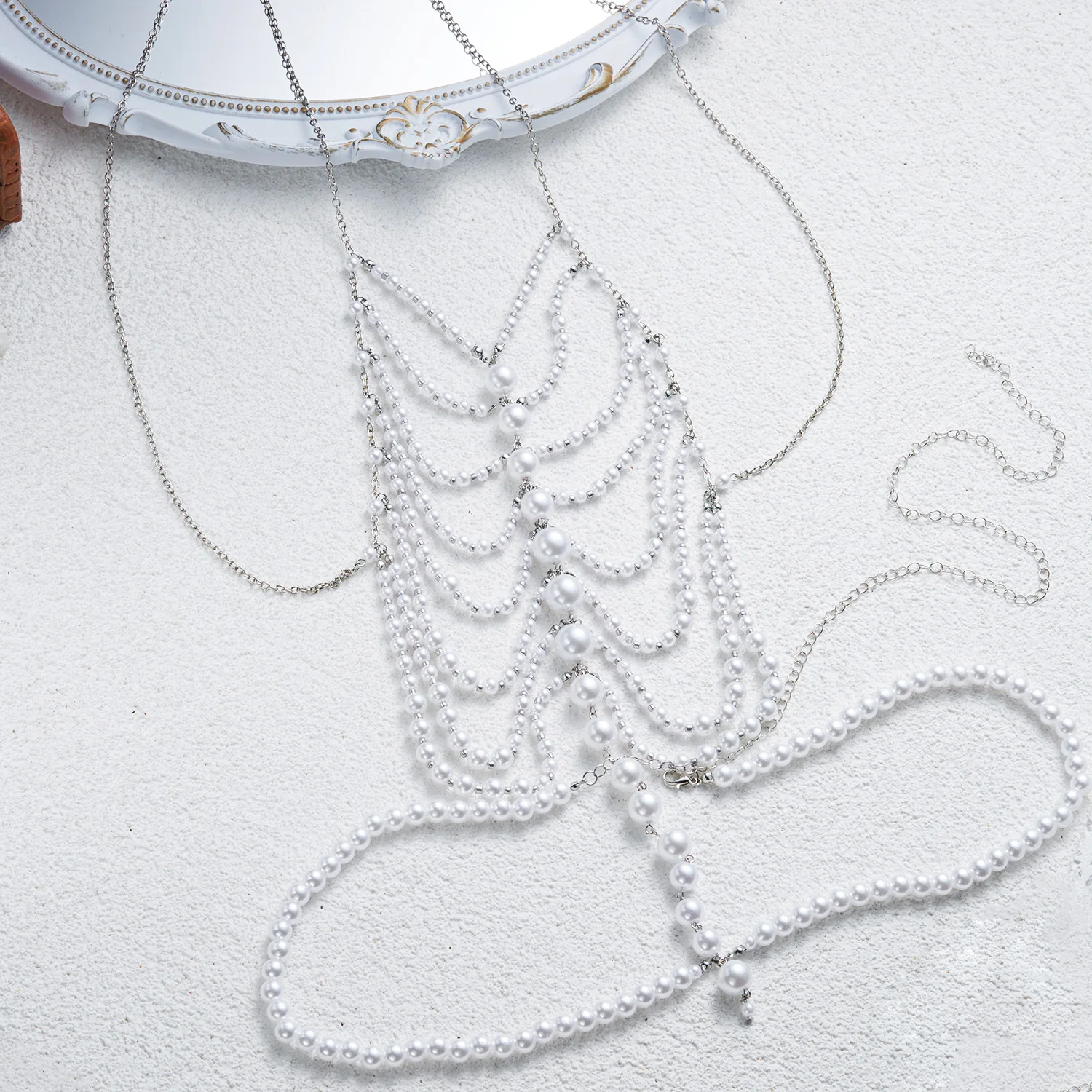 Elegante Imitationsperlen-Körperkette für Damen, schlichte, temperamentvolle, mehrlagige Quasten-Brustkette, Charms, Party-Schmuck, Geschenke – Detail 5