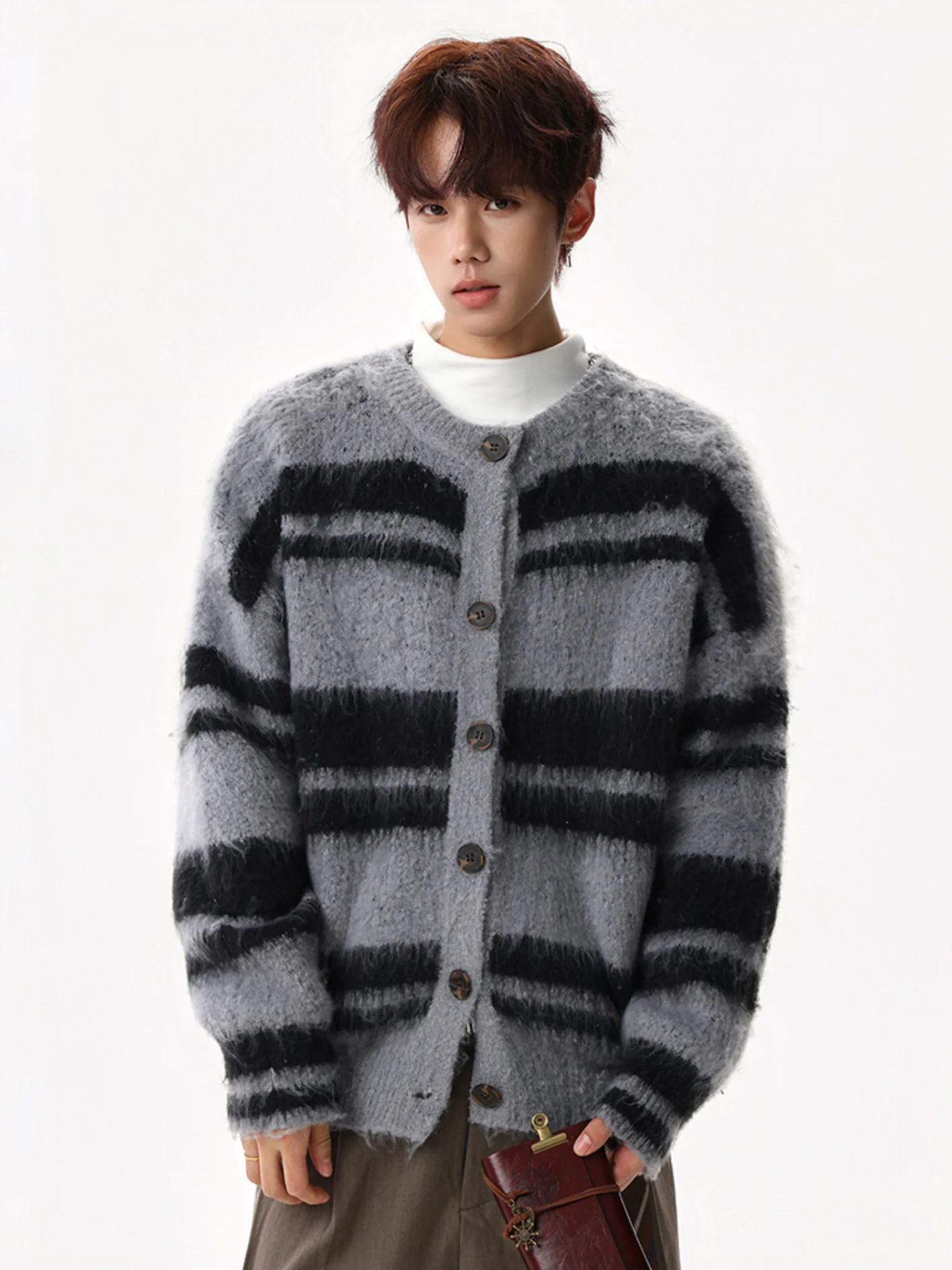 

American Retro Soft Striped Knitwear Casual Open Cardigan Sweater for Men Autumn Winter Leisure Sle Outerwear