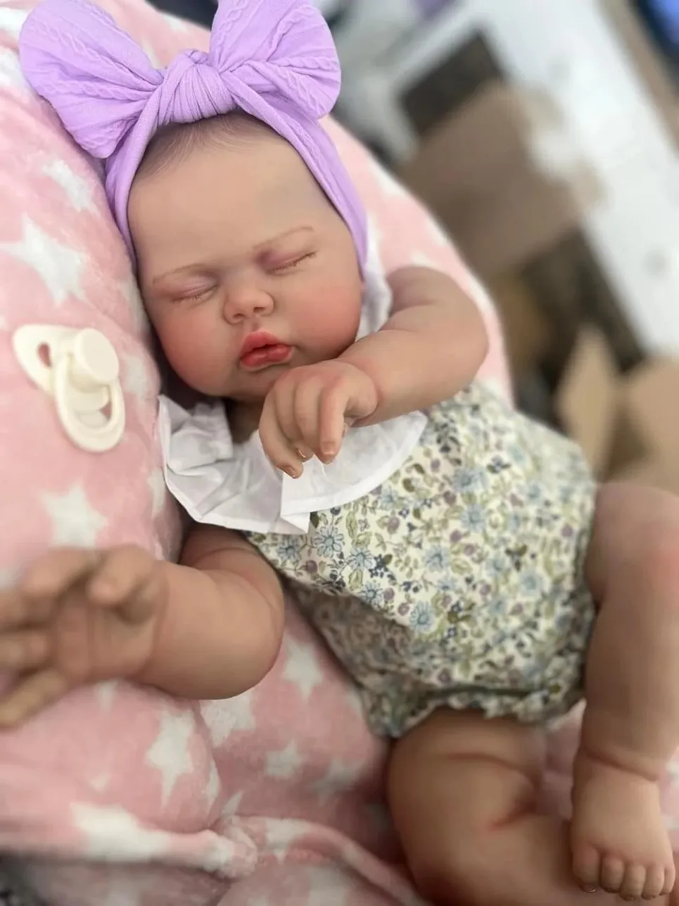 

24Inch Pickle Lifelike Toddler Newborn Reborn Doll Cuddly Soft Cloth Body with Hand Painted Hair Visible Veins