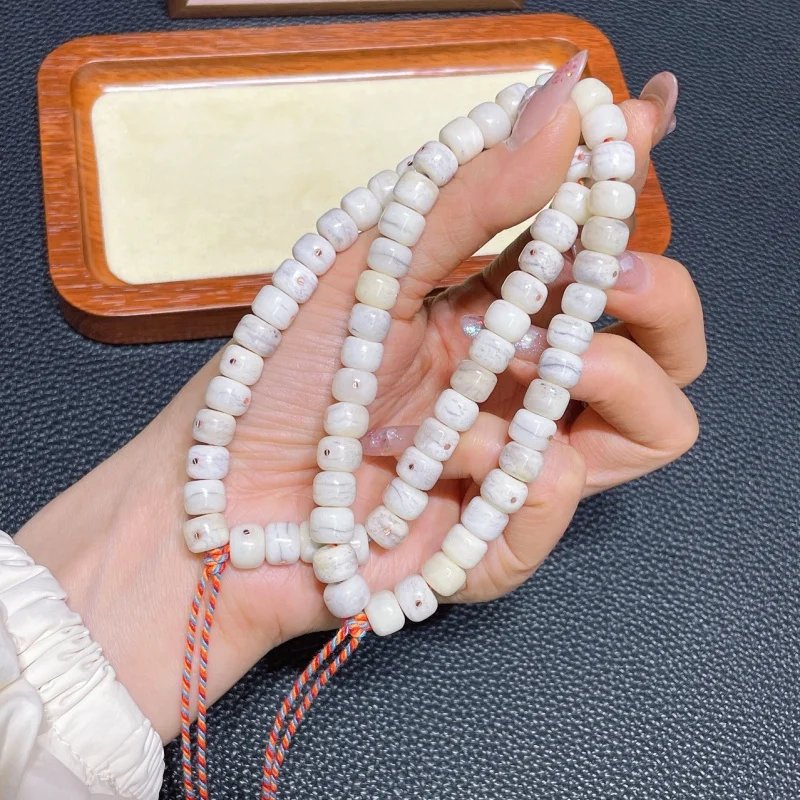 

Новый тибетский костяной артефакт ручной работы, винтажный этнический стиль, модный и универсальный.