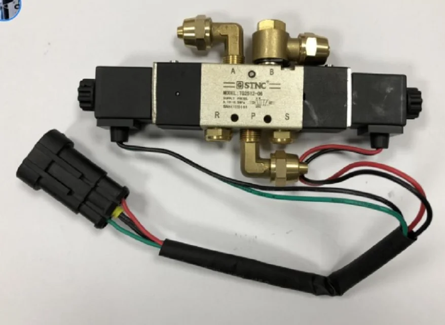 for Higer bus door pump solenoid valve TG 2512-06 external swing door solenoid switch bus door pump solenoid valve