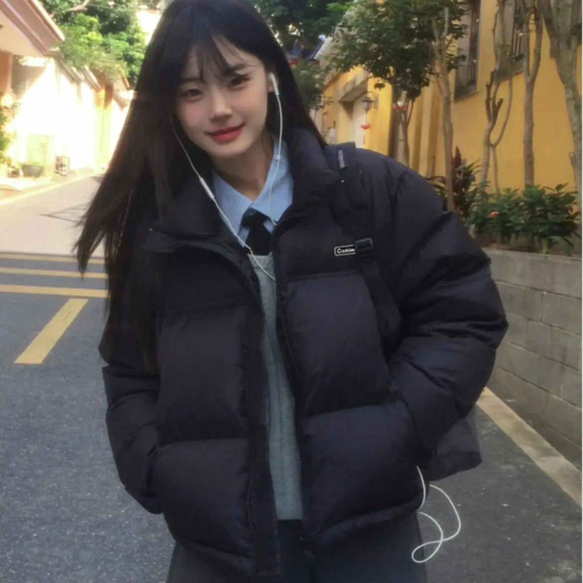 

Short down jacket for women winter 2025 new lightweight stand up collar jacket for women