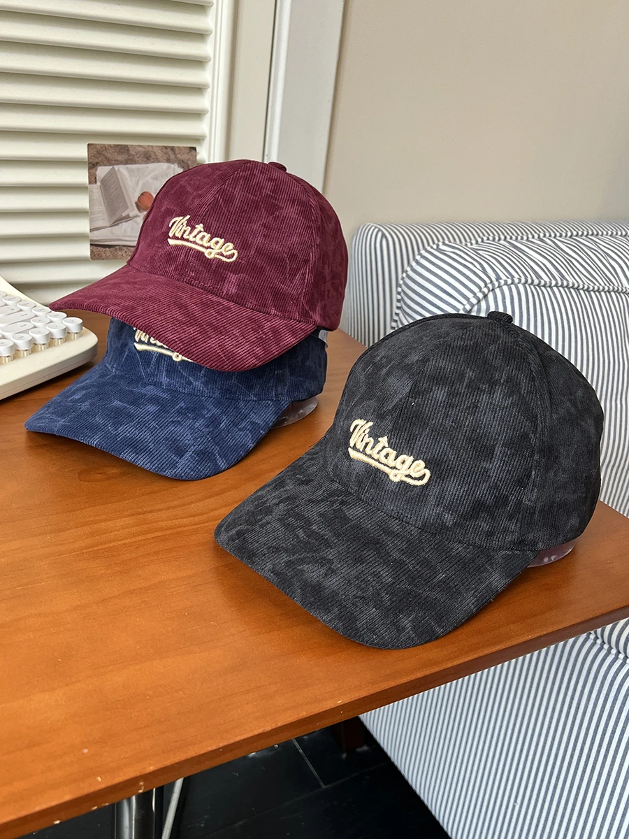 

Hat winter warm hard top show face small baseball cap men's and women's Korean version versatile cap