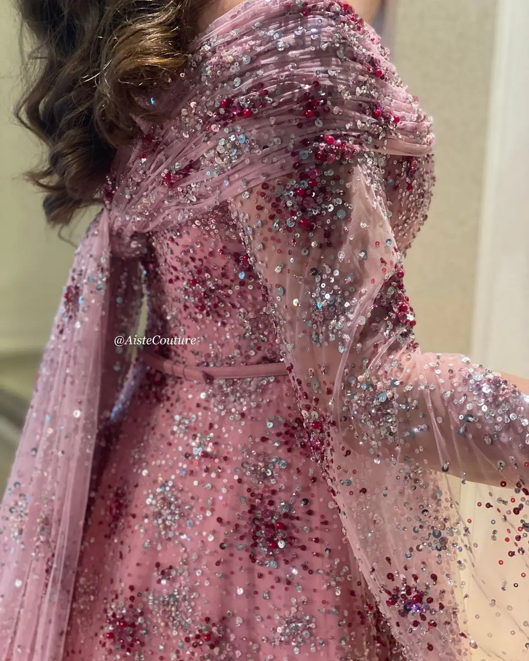 BABYONLINE Customized Glitter Sparkling Firework Inspired Dubai Arabic Evening Dress with Cape Tulle Party Dress فساتين السهرة