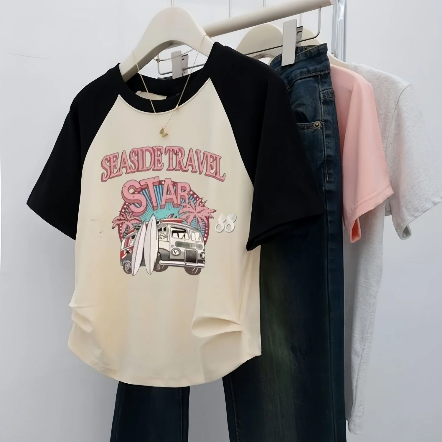 American Retro Shoulder Insert Short Sleeve T-Shirt Women's Summer New Small Design Sense Short Style Upper Body Small Size