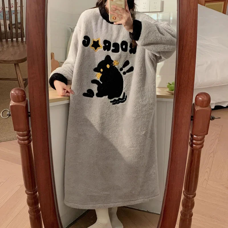 Plus Size 5XL Flannel Female Nightgown Sleepwear Thicken Coral Fleece Loungewear Autumn Winter Flannel Warm Home Dressing Gown