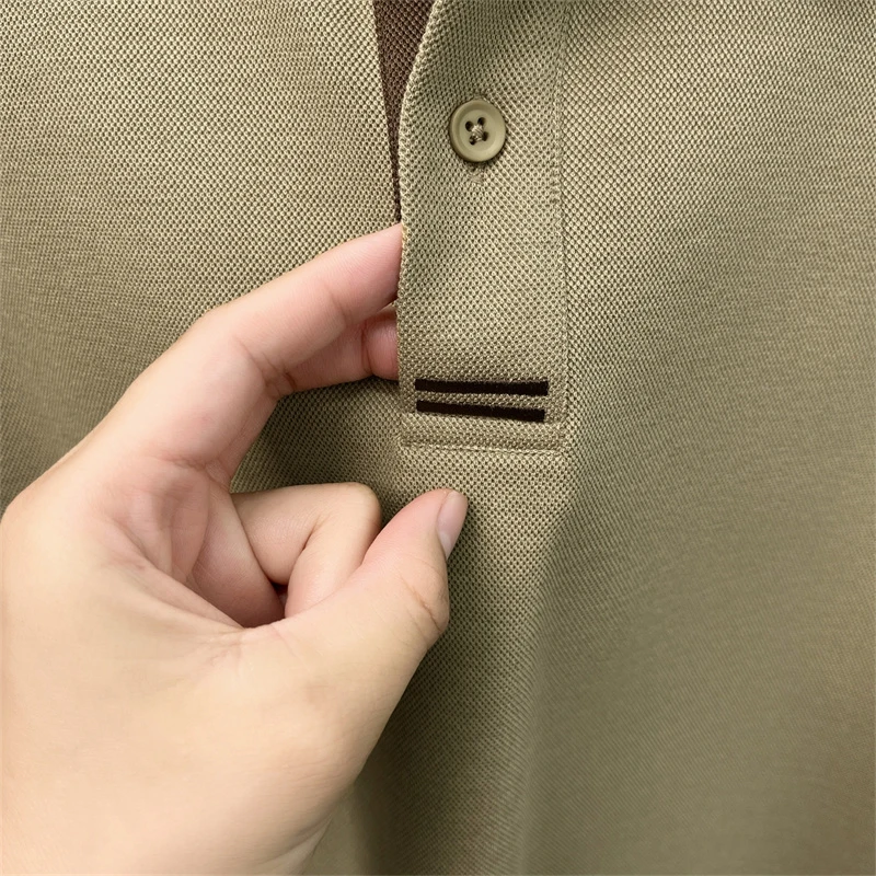 Herbstliches, bequemes Herren-Polohemd mit Print, Baumwollanteil, warm, einfarbig, langärmeliges T-Shirt, lässige Herrenbekleidung für den Alltag – Detail 14
