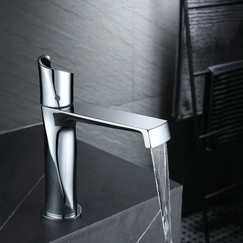 High End Copper Spiral Faucet Washbasin Hot and Cold Mixer Countertop Mount Basin Splash Proof Faucet