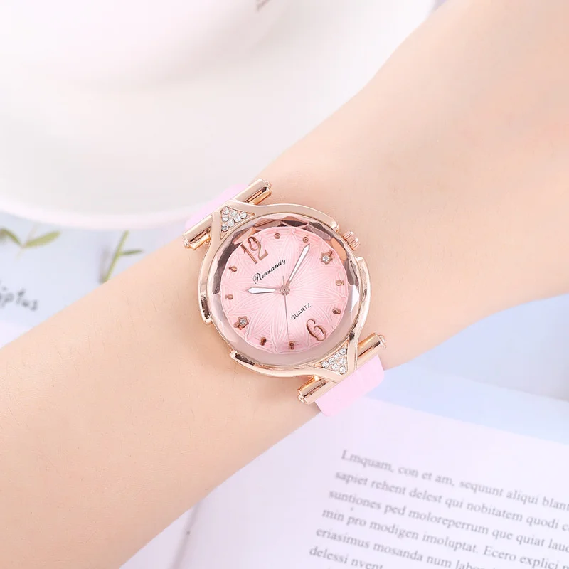 5pcs Set Fashion Women Watches Luxury Fine Ladies Wristwatch Necklace Female Ring Earring Gift Leather Quartz Watch reloj mujer