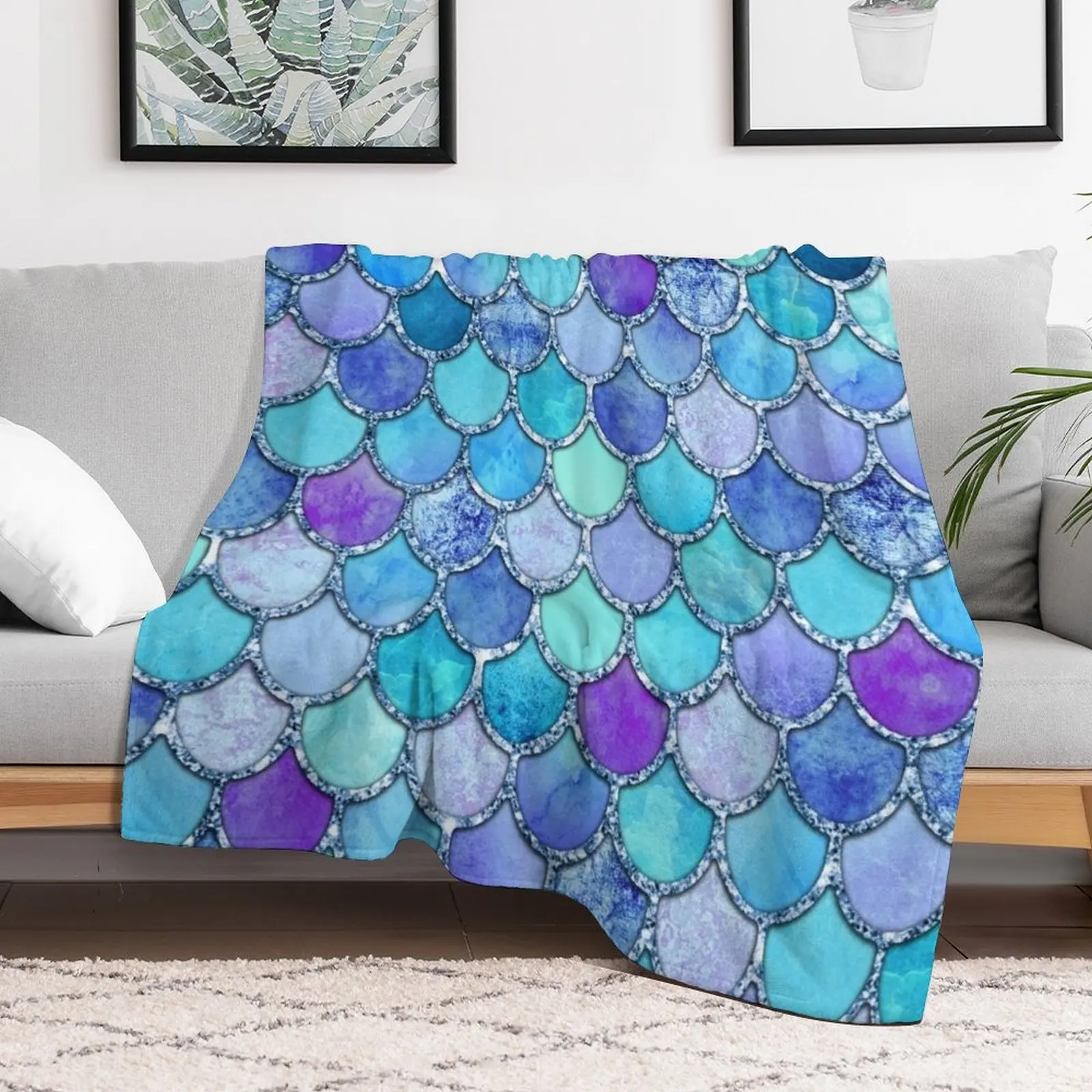 Colorful Blues Mermaid Scales Throw Blanket Foldable Soft Warm Blanket for Outdoor Use
