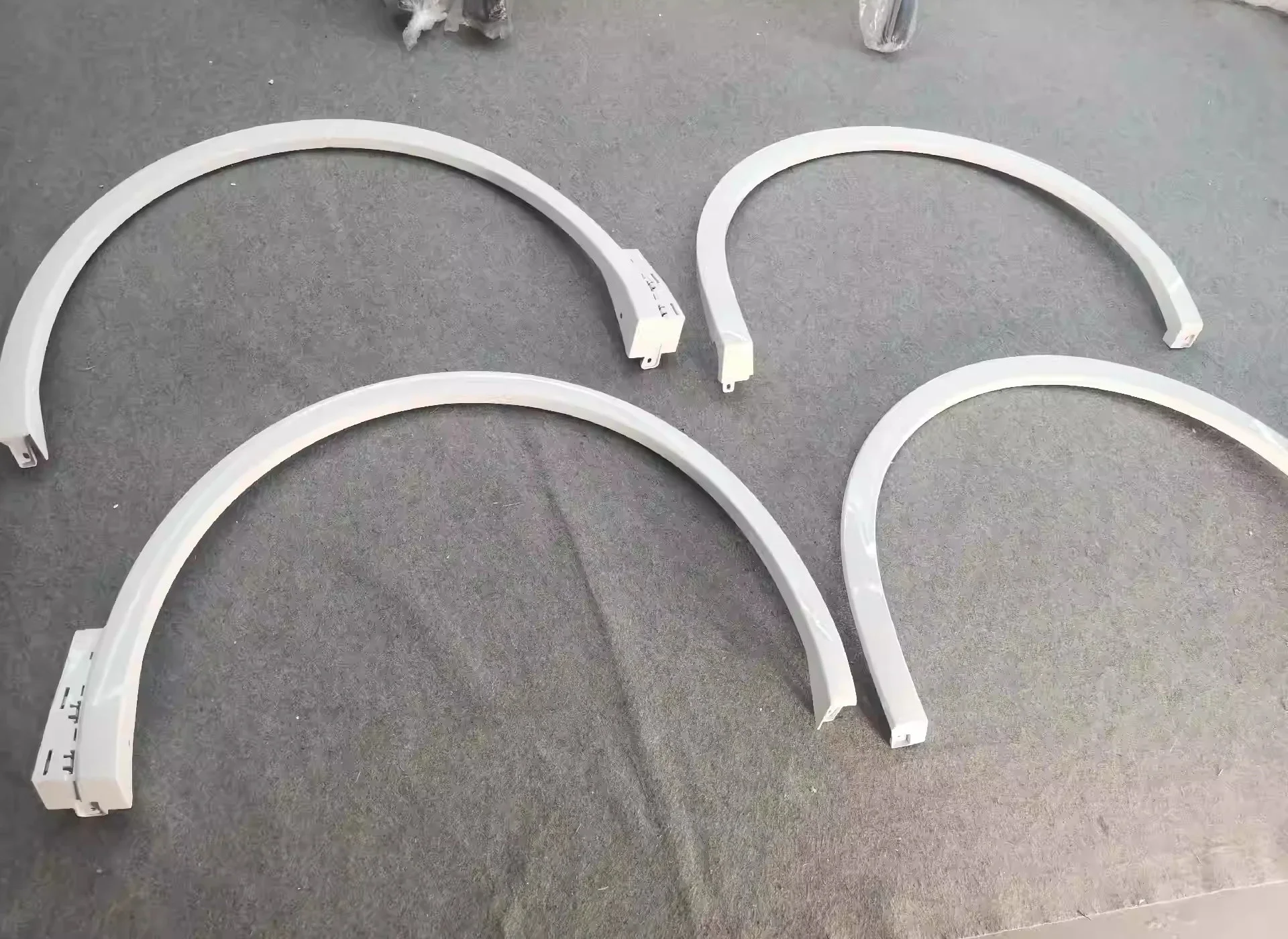 フォルクスワーゲンの前輪と後輪,ボディキット,フェンダートリム