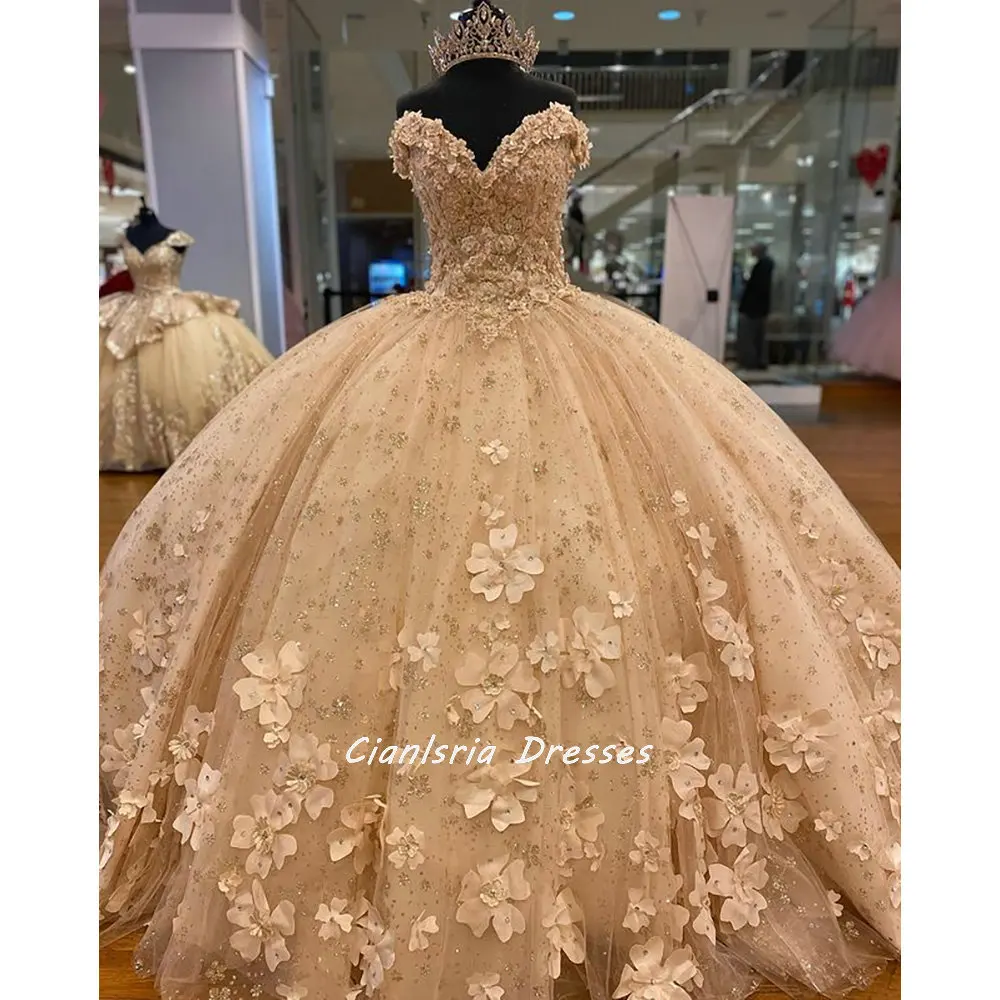 Gaun Quinceanera Applique Bunga Kristal Mengkilap Emas Mawar Gaun Pesta Off The Shoulder Bunga Buatan Tangan Manis 15 Pakaian Pesta