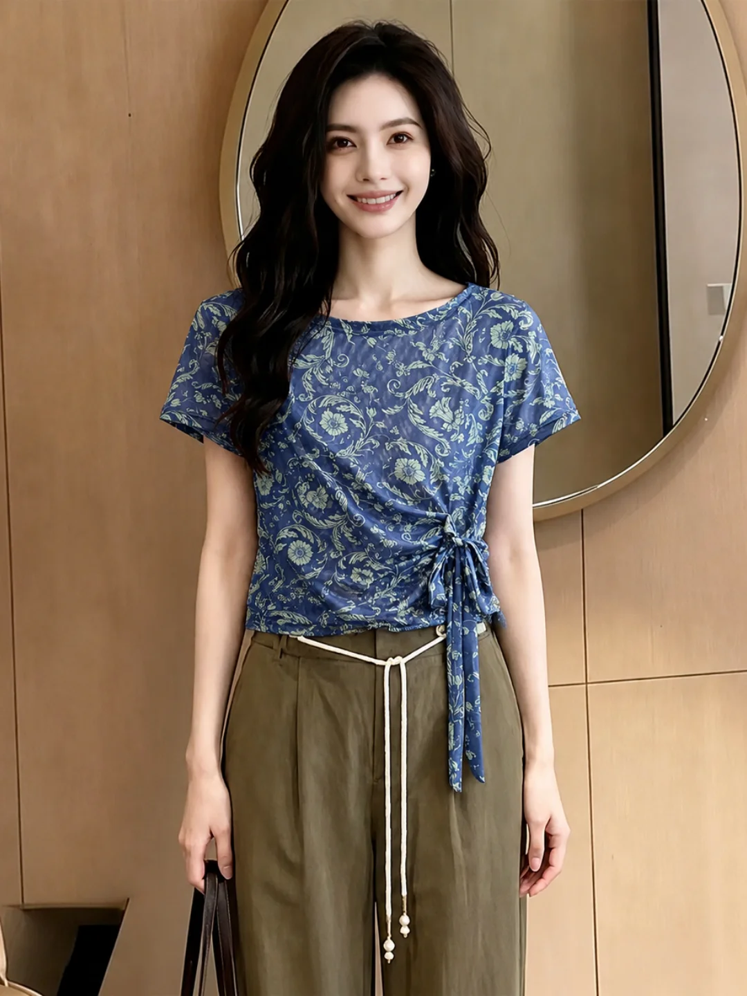 

Elegant Floral Short Sleeve T-Shirt Women's Summer Fashion Belt Design Sense Personality Top French Style Tie Waist Design