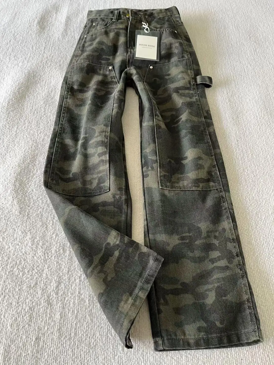 Amerikanische Retro-Camouflage-Arbeitsjeans mit hohem Bund und weitem Bein – Neues Damen-Design für Frühling 2025, gerader Schnitt