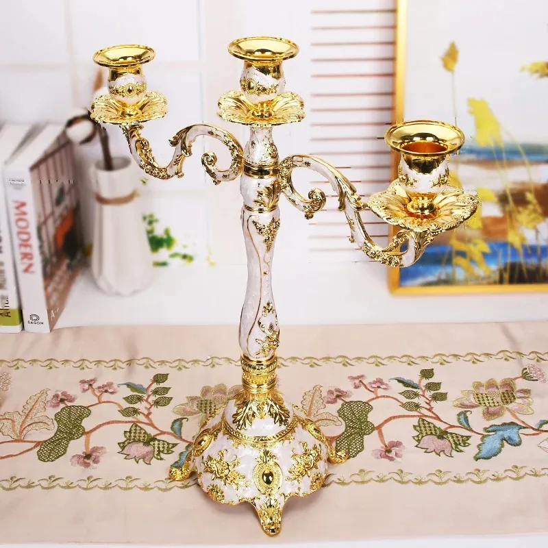 Nordic Vintage 3 Arm Candle Holders Wedding Centerpieces for Tables Zinc Alloy 5 Arm Candle Holders Luxury Home Decor Accessory