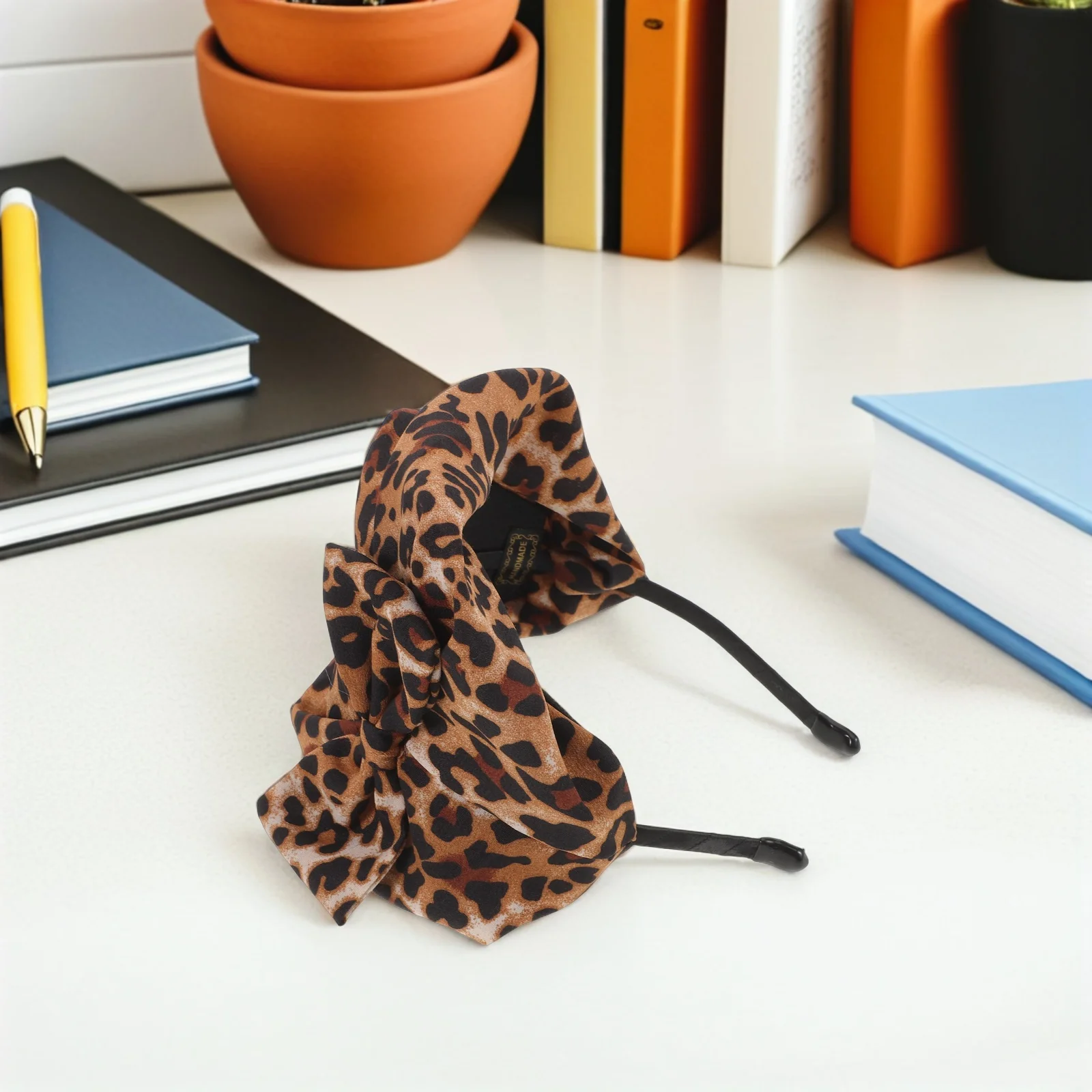 

Leopard Print Headband For Women Wide Knotted Animal Hairband Cheetah Makeup Spa Workout Daily Fashion Accessory