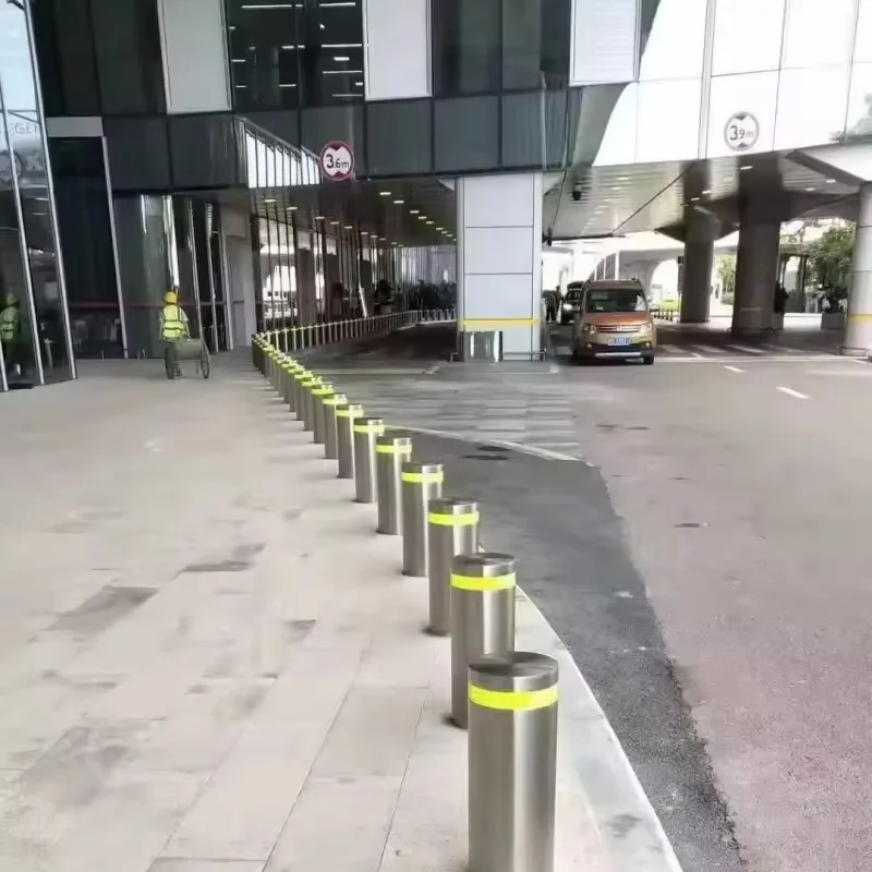 Modern Landscape Crash Barrier Manual Removable Bollard Post with Lock Forms Landscape Architecture Safety Hardware