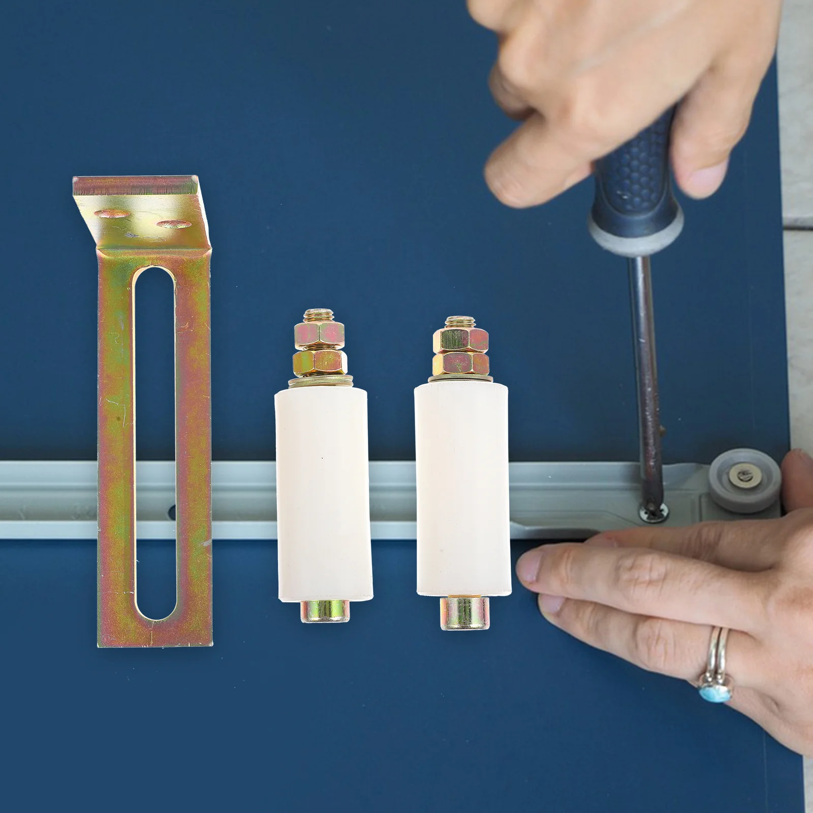 

Sliding Roller Wheel Heavy Duty Nylon Adjustable Gate Support Hardware Kit For Smooth Quiet Operation Sliding Gate