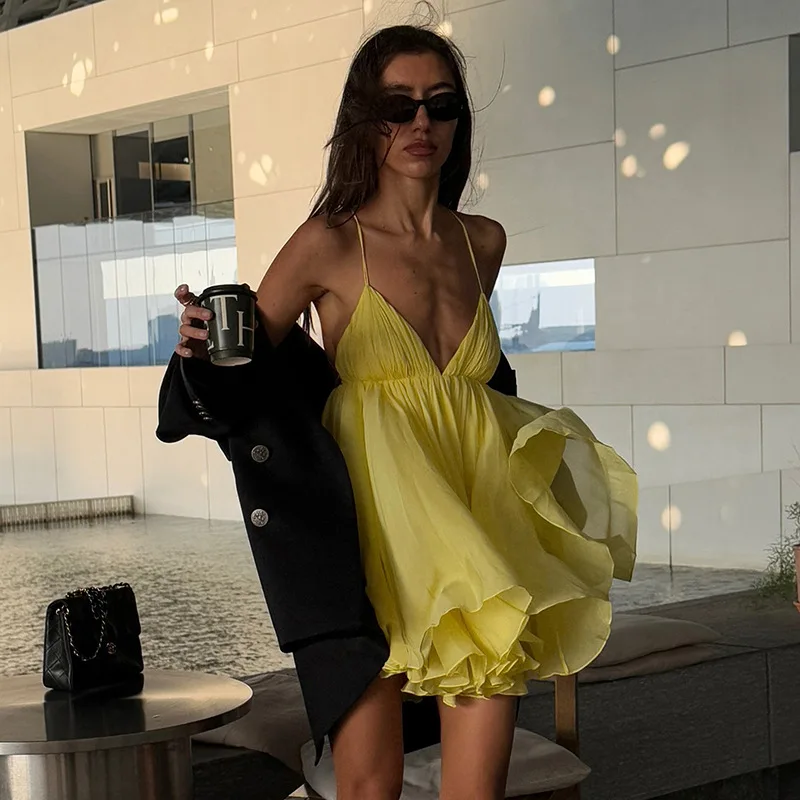 

2026 Spring New Women's Clothing Solid Color Slim-fitting High-waisted Fashion V-neck Suspender Backless Dress