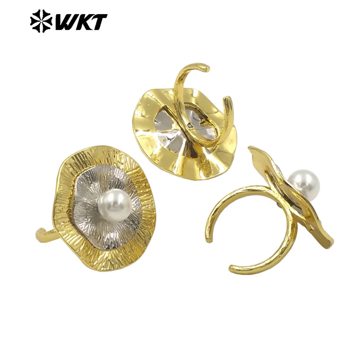 WT-MPR129 Wholesale Special Silver And Gold Two-Layer Design With Pearl Paved Manmade Ring Exquisite Accessory