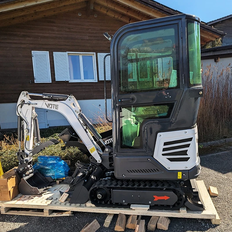 مزرعة متعددة الوظائف 1 طن آلة حفارات صغيرة عالية الكفاءة رخيصة أكياس صغيرة 1.2 طن حفار صغير هيدروليكي مع الإبهام