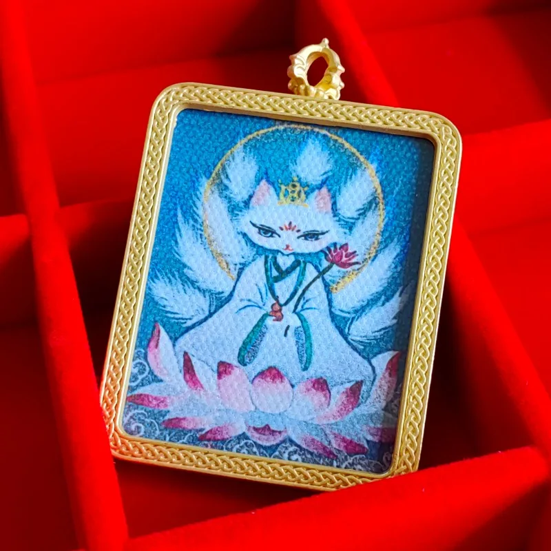 Thangka new nine-tailed fox pendant Xianjia gold pendant alloy electroplating Gawu box tourist souvenirs, birthday gifts.