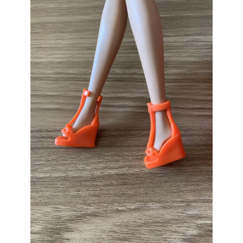 High quality new styles high heels boots slippers shoes for your BB dolls BBFH1