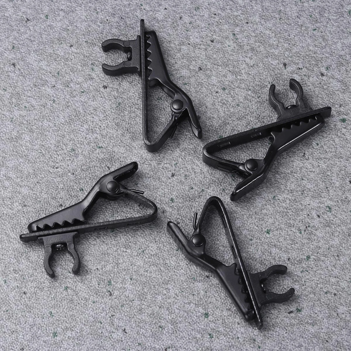 

10pcs Microphone Lapel Tie Clip Universal Mini Lapel Lavalier Microphone Mic Clip Iron Clip (Black) Microphone Clip