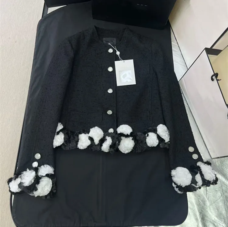 Customization European women's clothing - new summer collection Long-sleeved black single-button floral-patterned tweed coat