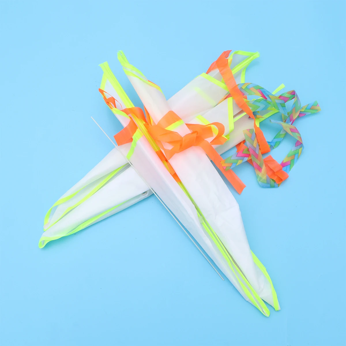 5 szt. Dziecięcy latawiec do samodzielnego malowania, precyzyjne wykonanie, latawiec do użytku w parku lub na plaży, 75x75 cm, pusty wzór z 50-metrową linką centralną.