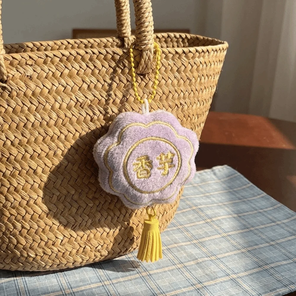 Portable Cartoon Mooncake Keychain Miniature Adorable Mooncake Hanging Decoration Soft with Tassels Bag Ornament Girls Gift