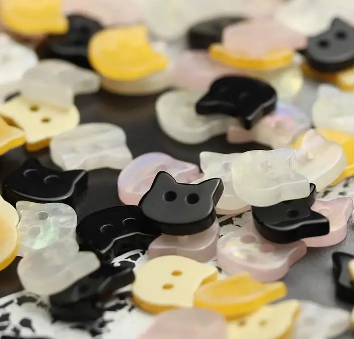 10pcs/LotSize:11X9.5/11X10mm Cat Head Design Two Eyes Resin Buttons Fashion Button Knitted Cardigan Sewing Accessories(KK-4083)