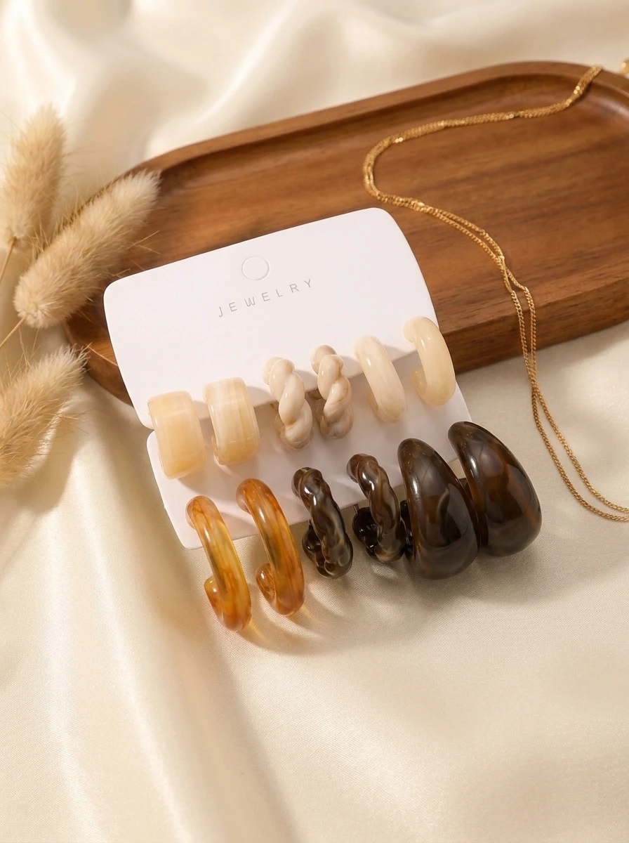 Retro Fall Winter Statement Hoop Earrings Set, Tortoise Shell Amber Marble Resin Twisted Chunky C Hoop Earrings Multipack for Wo